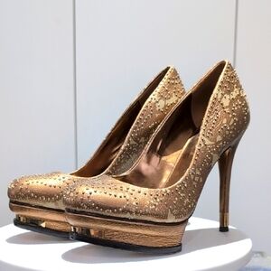 BCBG MAXAZRIA Bronze & Gold Studded Stiletto Pump Heels Y2K size 6.5